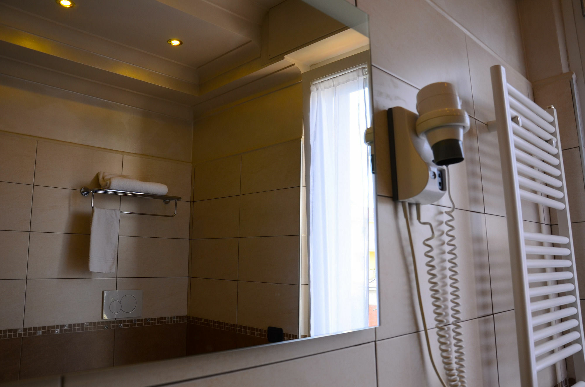 Il Piccolo Piacenza Otel Dış mekan fotoğraf